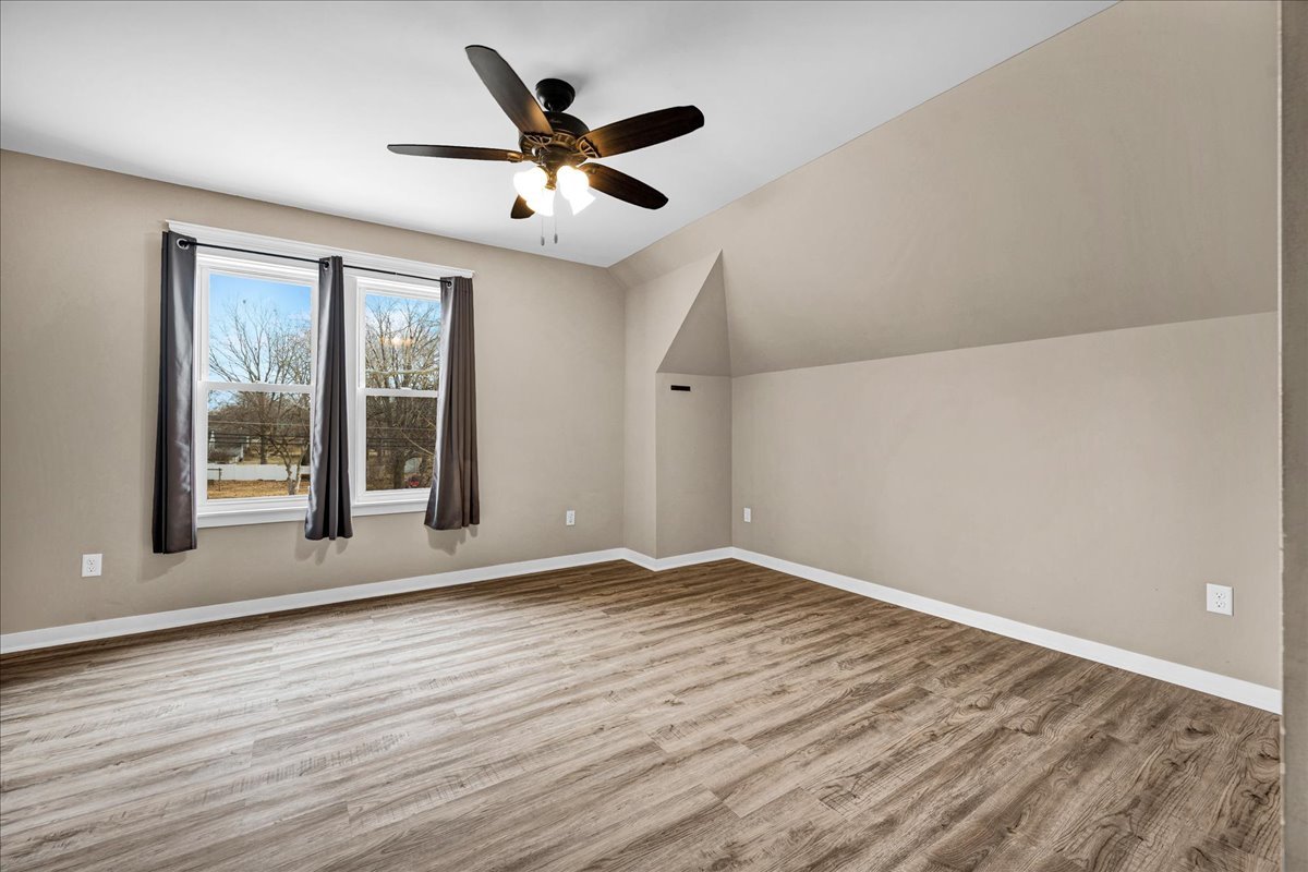 606 South Main Street Eureka, IL 61530 - Photo 15 of 36