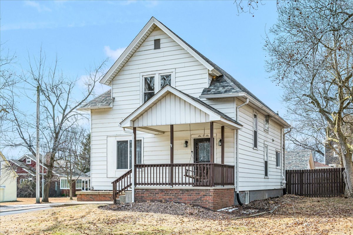 606 South Main Street Eureka, IL 61530 - Photo 23 of 36