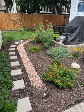 $230,000 | 606 South Main Street, Eureka, IL 61530