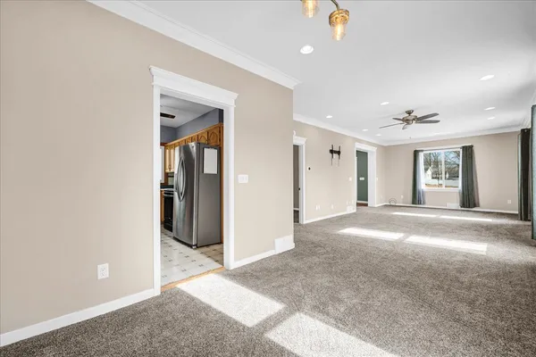 $230,000 | 606 South Main Street, Eureka, IL 61530