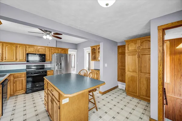 $230,000 | 606 South Main Street, Eureka, IL 61530