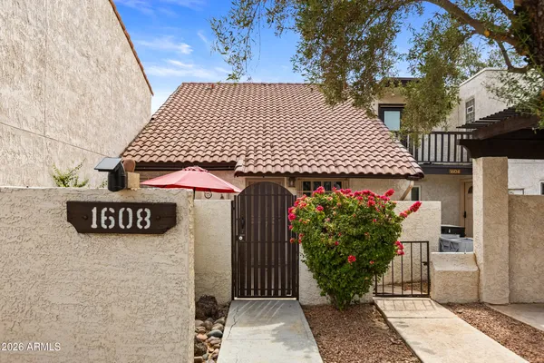$400,000 | 1608 South Torre Molinos Circle, Tempe, AZ 85281