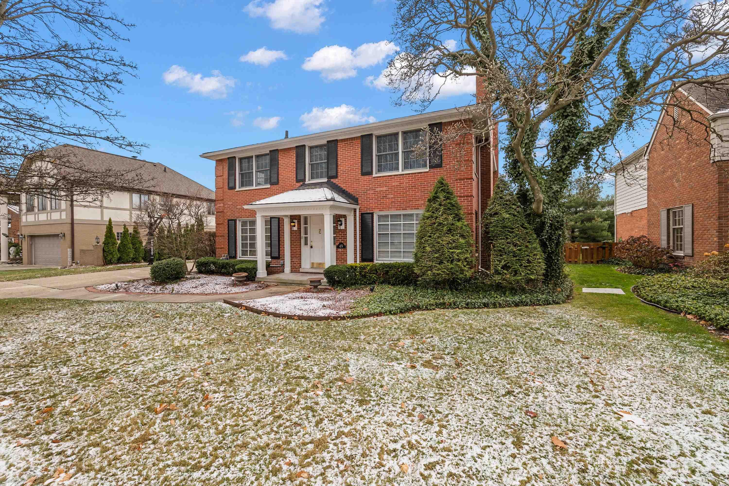 49 Hampton Road Grosse Pointe Shores, MI 48236 - Photo 3 of 51