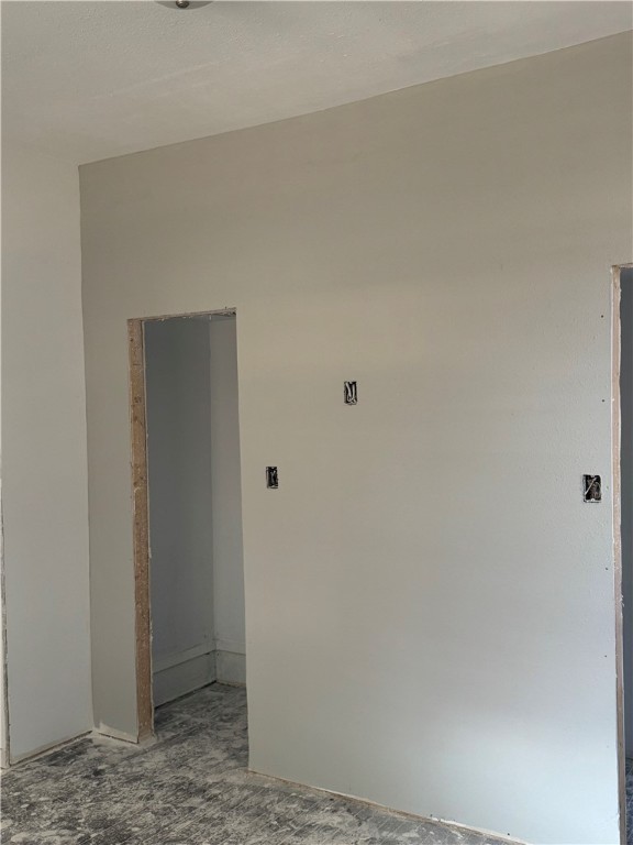 240 East Olive Street Decatur, IL 62526 - Photo 3 of 8
