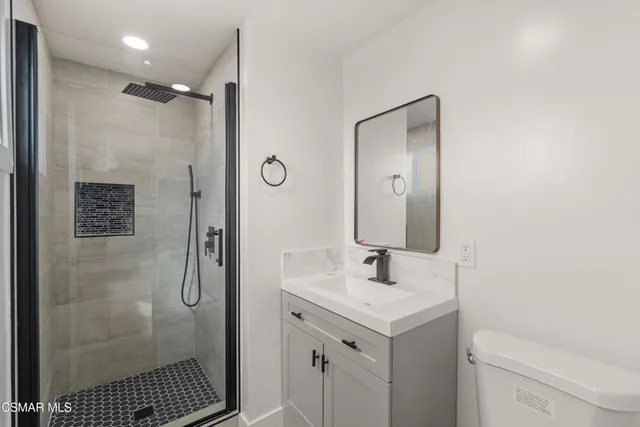 $1,250,000 | 8688 Denver Street, Ventura, CA 93004