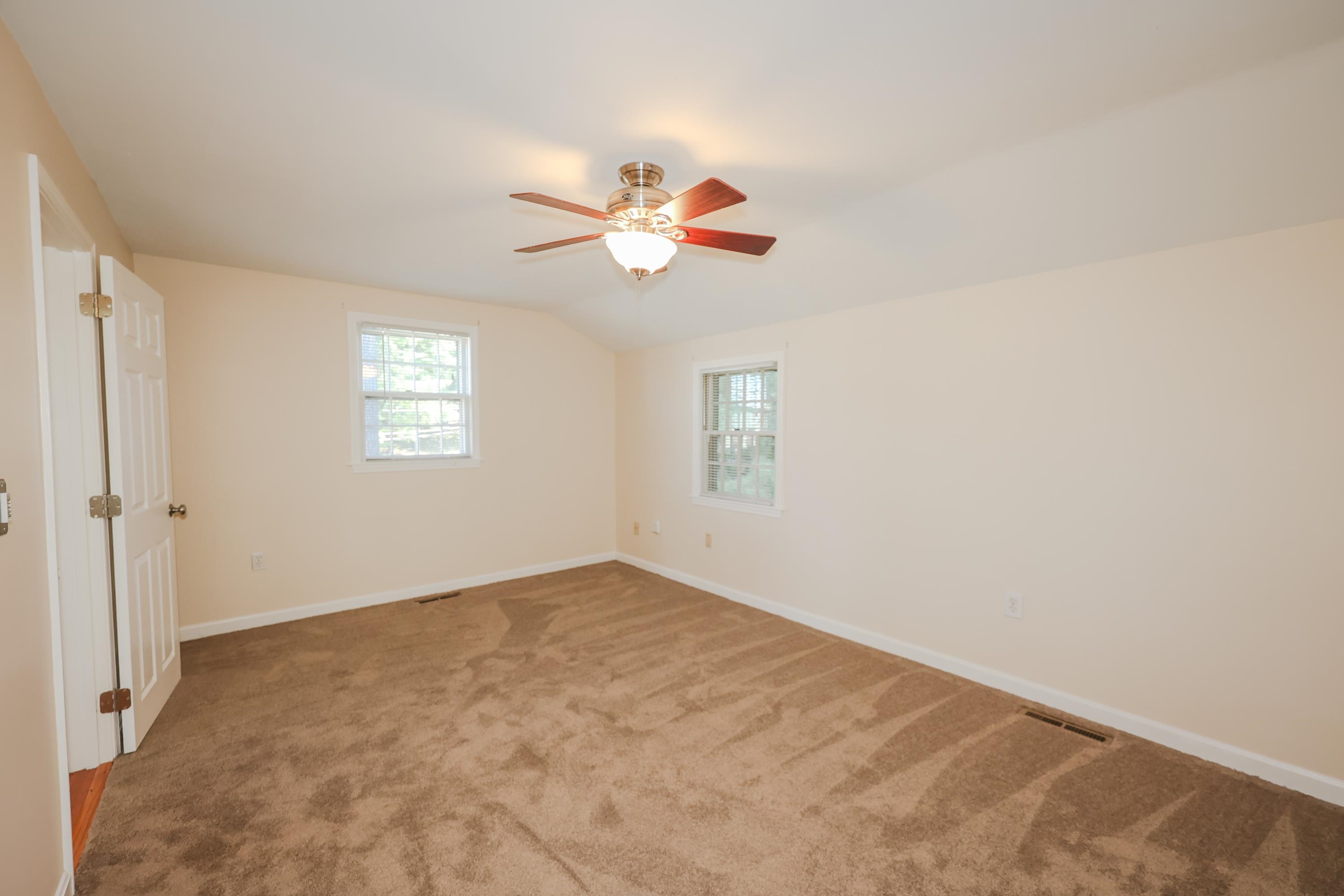 21 Cannongate III Road Nashua, NH 03063 - Photo 23 of 32 Gallery Image 23