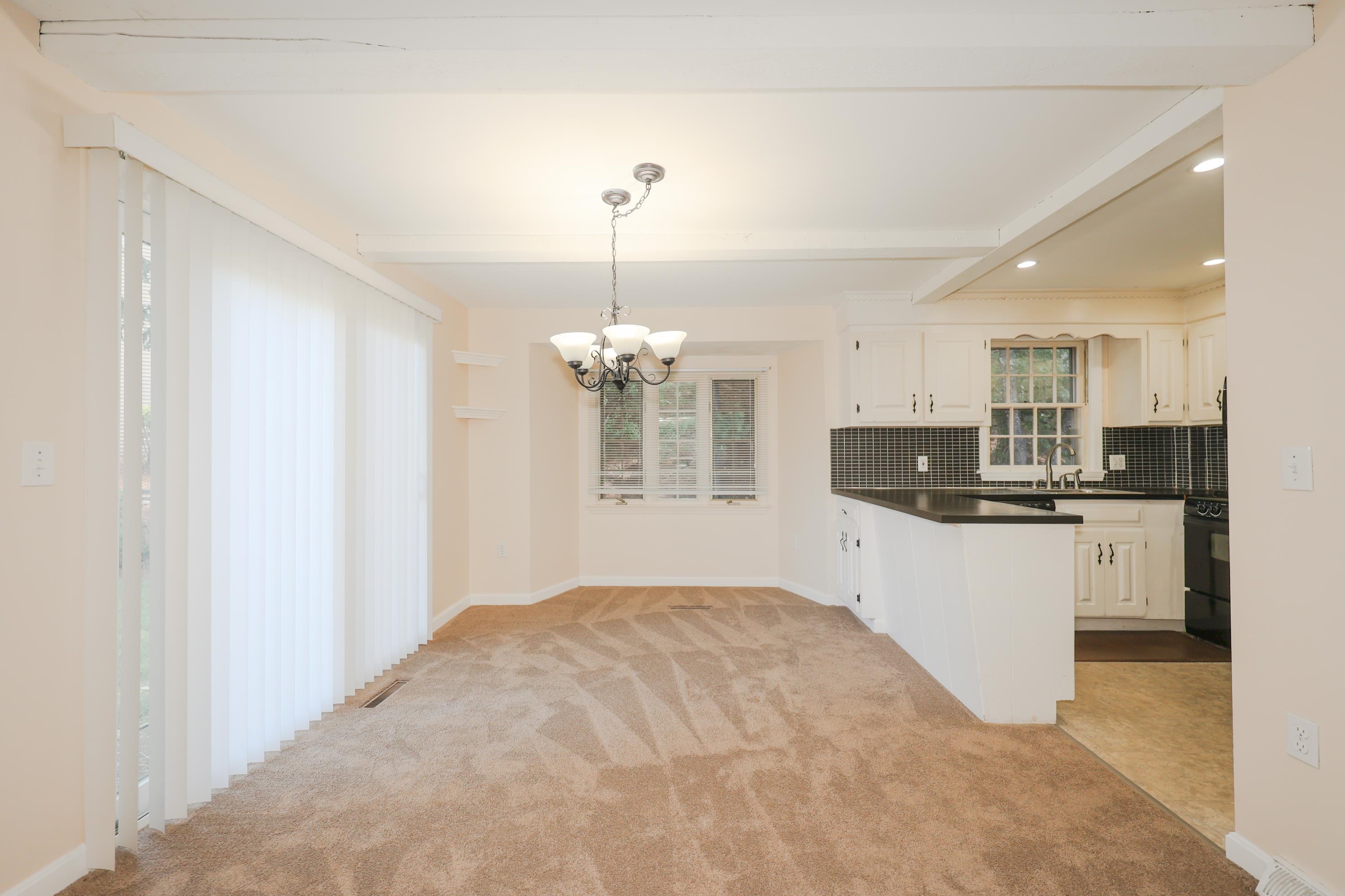21 Cannongate III Road Nashua, NH 03063 - Photo 9 of 32 Gallery Image 9