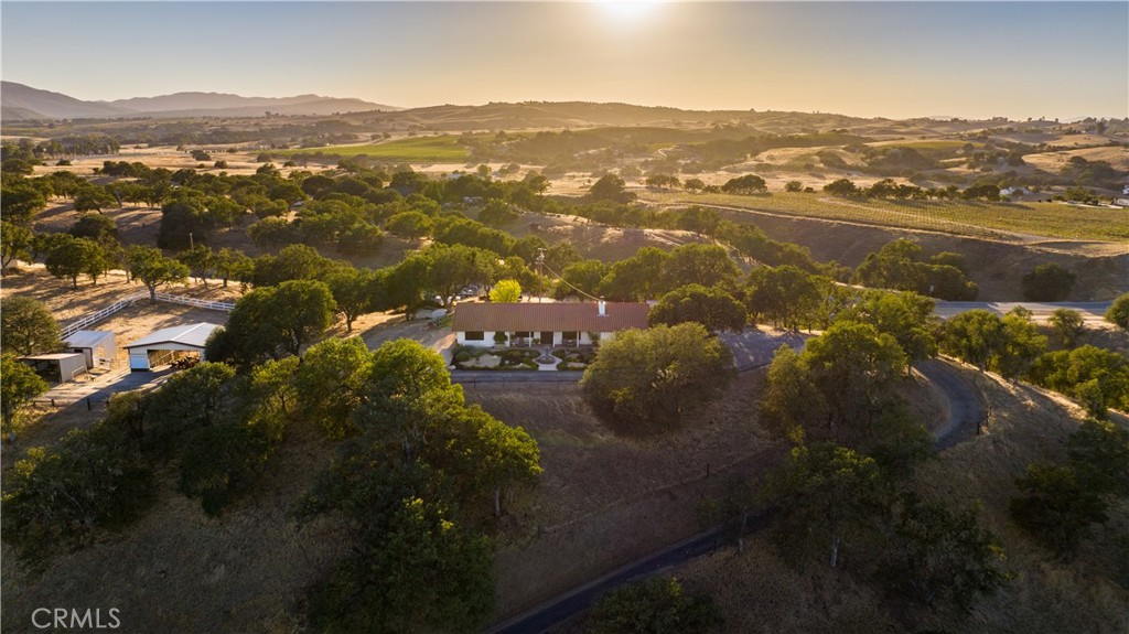 7485 Monterey Road Paso Robles, CA 93446 - Photo 1 of 51 Gallery Image 1