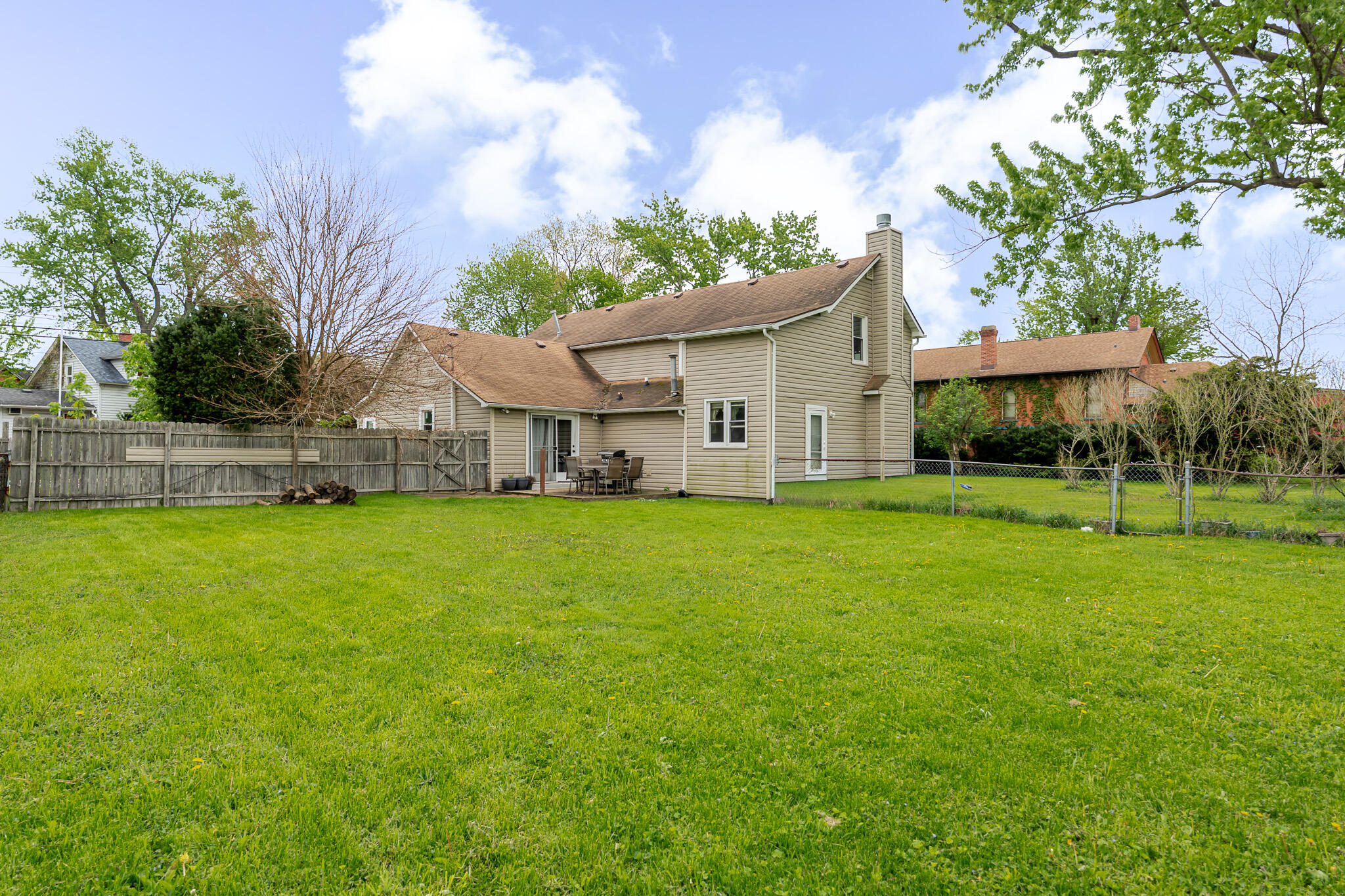 200 Wagner Road Porter, IN 46304 - Photo 14 of 24 2048x1365