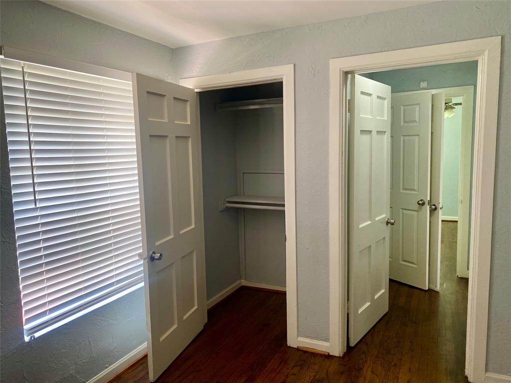 5953 Lewis Street Dallas, TX 75206 - Photo 6 of 13 Huge closet in living room