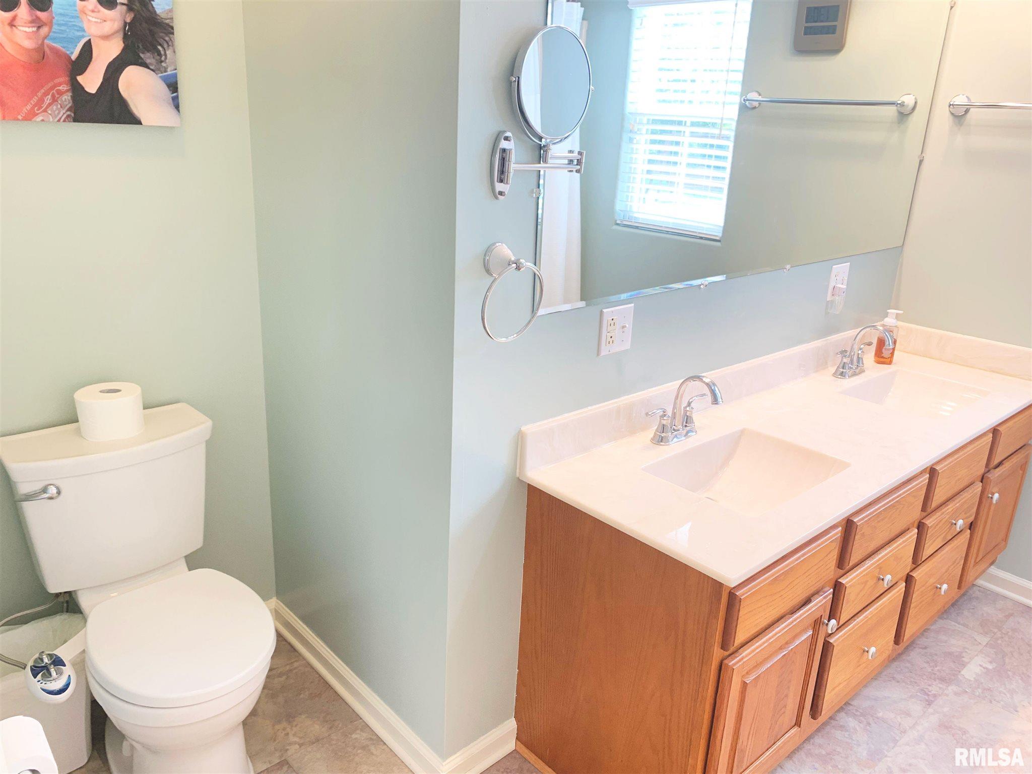 3029 Pine Ridge Drive Herrin, IL 62948 - Photo 17 of 43 Gallery Image 17