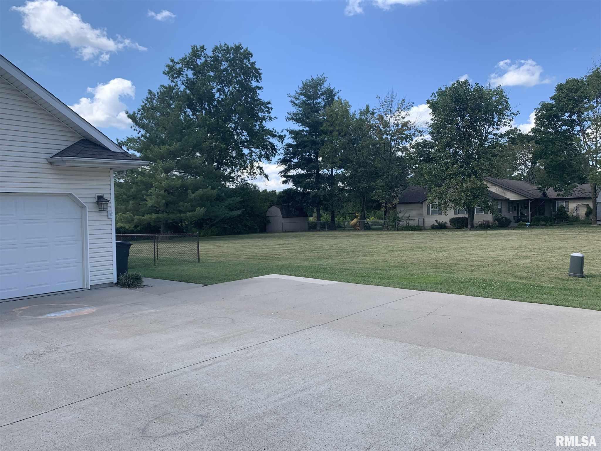 3029 Pine Ridge Drive Herrin, IL 62948 - Photo 40 of 43 Gallery Image 40