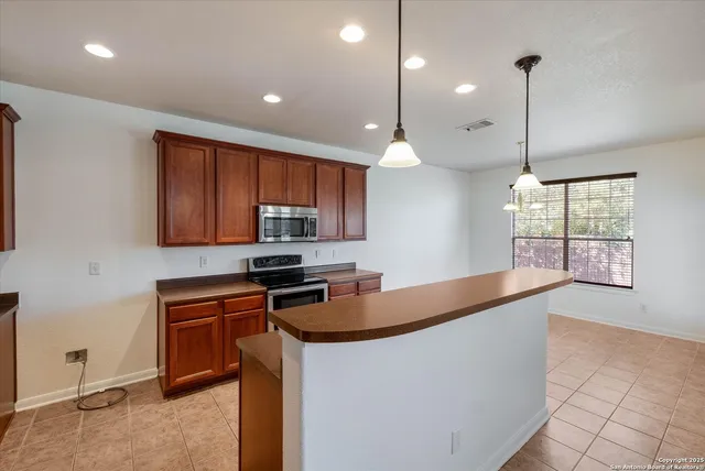 $319,950 | 173 Springtree Gate, Cibolo, TX 78108