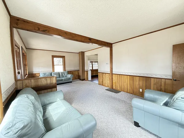 $184,900 | 112 4th Street Northwest, Ortonville, MN 56278
