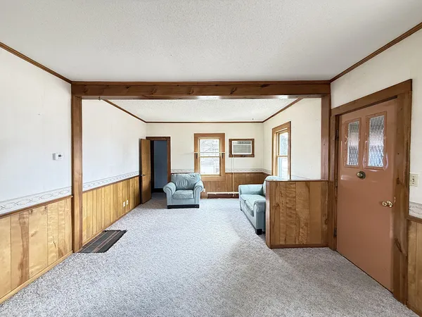 $184,900 | 112 4th Street Northwest, Ortonville, MN 56278