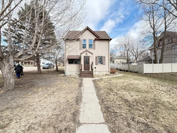 $184,900 | 112 4th Street Northwest, Ortonville, MN 56278