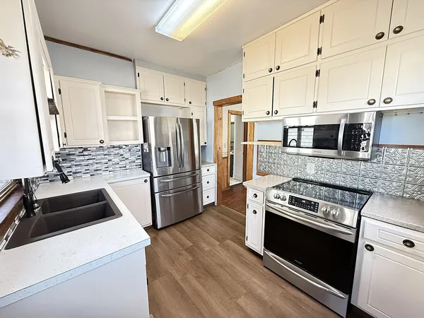 $184,900 | 112 4th Street Northwest, Ortonville, MN 56278