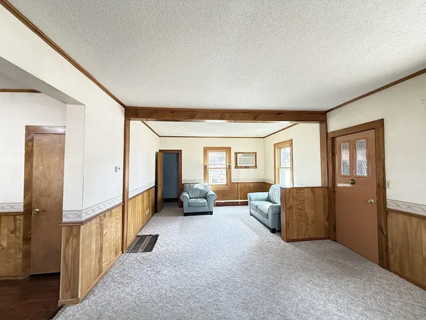 $184,900 | 112 4th Street Northwest, Ortonville, MN 56278