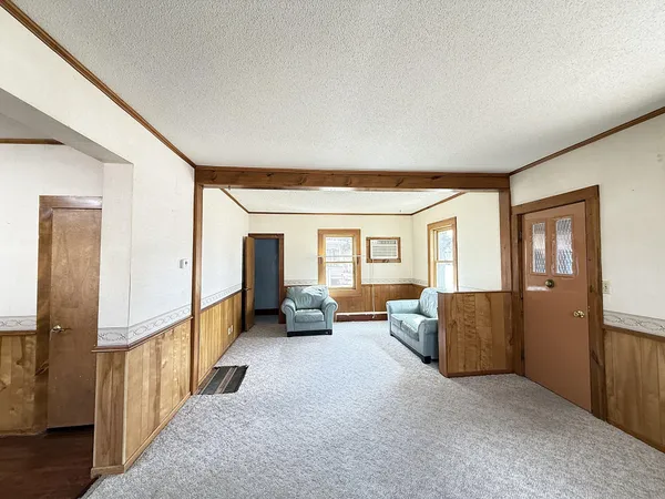 $184,900 | 112 4th Street Northwest, Ortonville, MN 56278