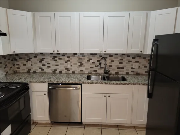 $1,775 | 8320 Madera Road, Unit B, Houston, TX 77078