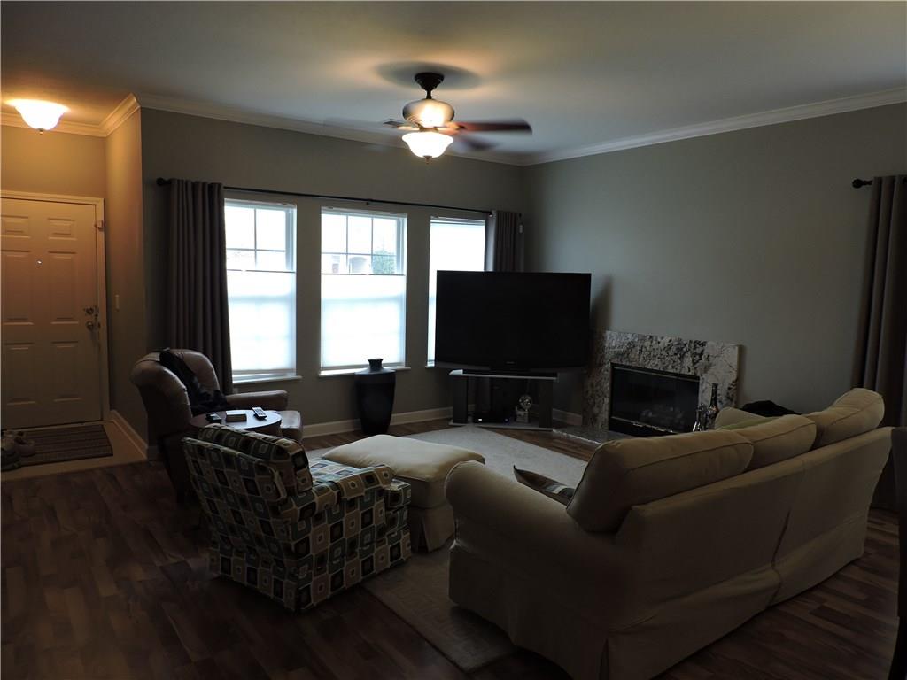 9650 Rialto Trail Indianapolis, IN 46280 - Photo 3 of 12 Gallery Image 3