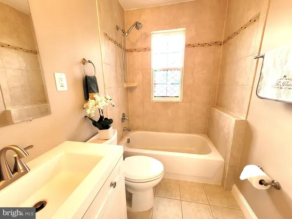$999,000 | 3605 Crest Drive, Annandale, VA 22003