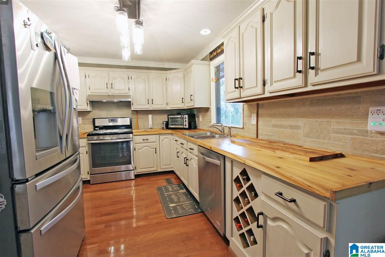 901 Hillyer High Road Anniston, AL 36207 - Photo 10 of 50