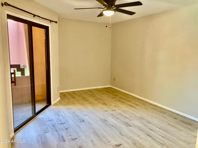 $1,450 | 12222 North Paradise Village Parkway West, Unit 213, Phoenix, AZ 85032