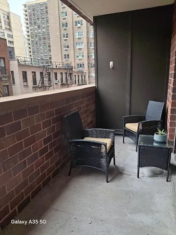 $459,000 | 233 East 86th Street, Unit 5D | Upper East Side