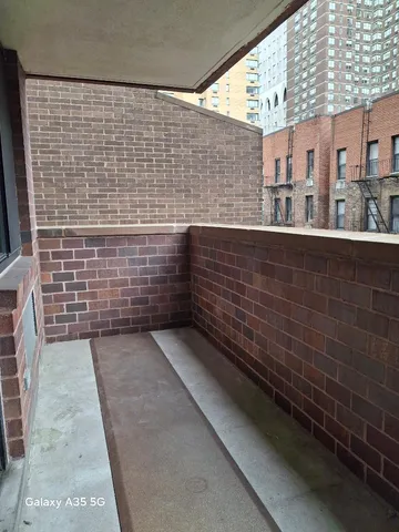 $459,000 | 233 East 86th Street, Unit 5D | Upper East Side