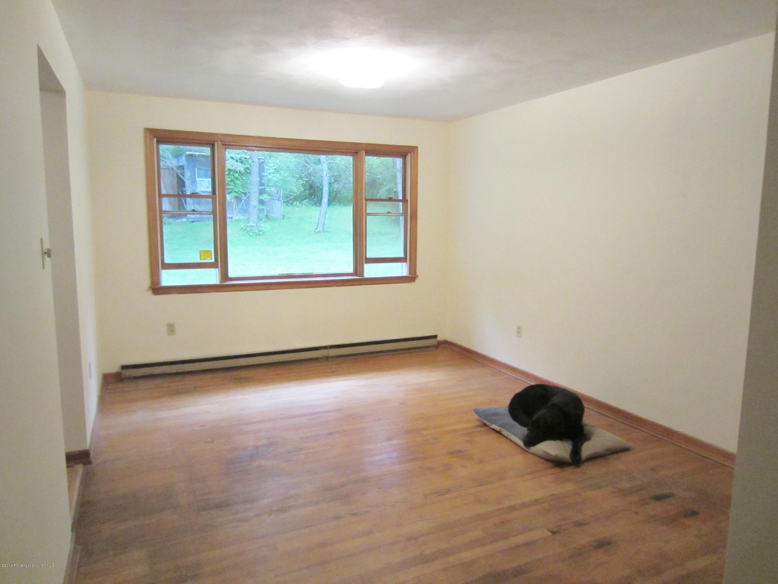 111 Brookside Road Dalton, PA 18414 - Photo 11 of 18 Gallery Image 11
