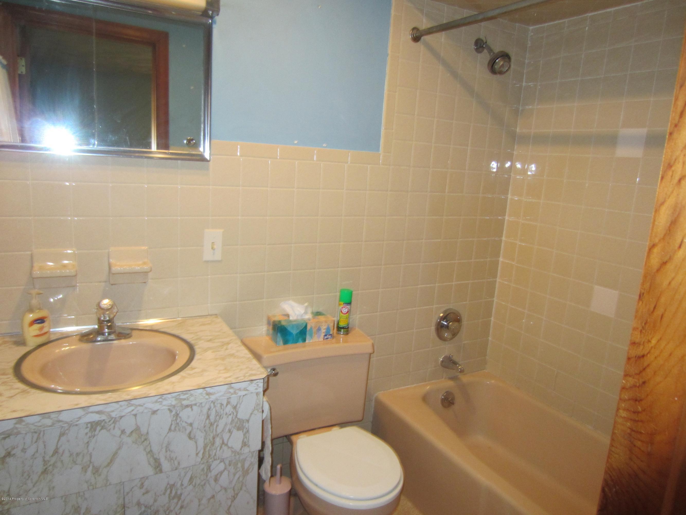 111 Brookside Road Dalton, PA 18414 - Photo 15 of 18 Gallery Image 15