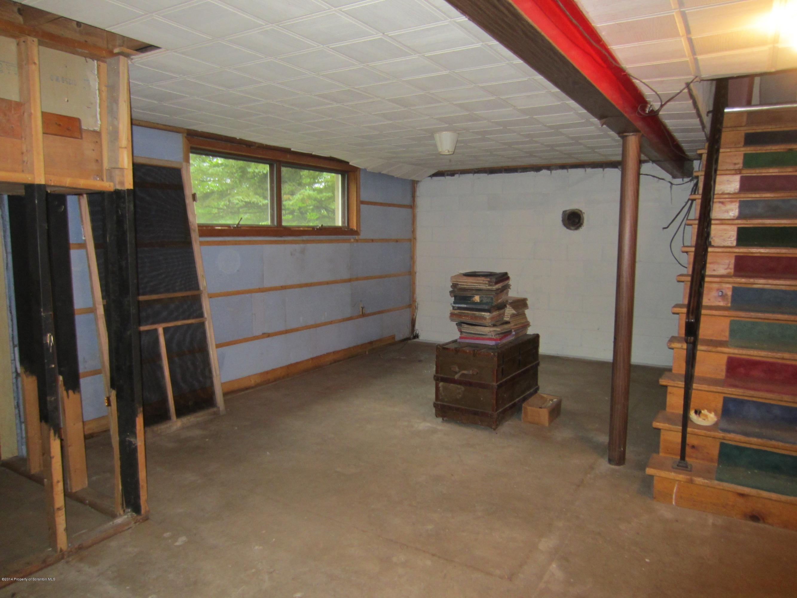 111 Brookside Road Dalton, PA 18414 - Photo 17 of 18 Gallery Image 17