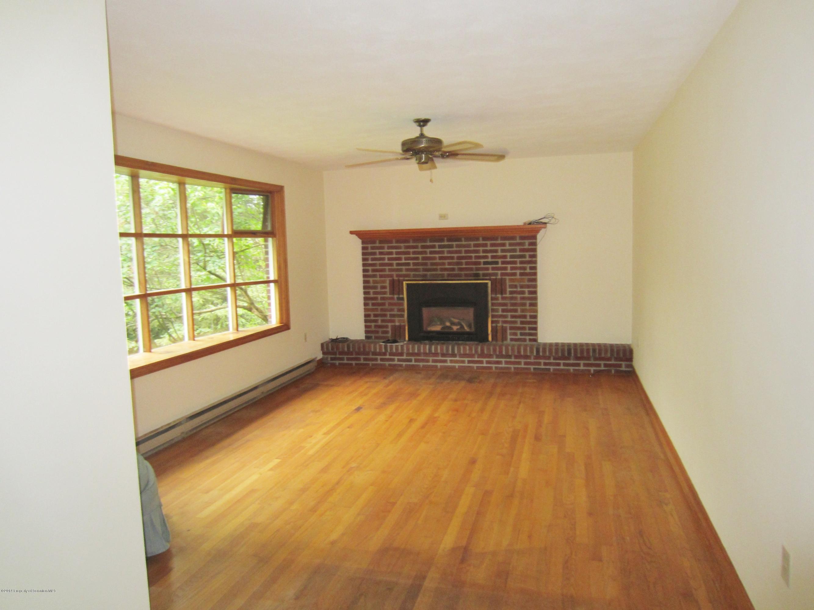 111 Brookside Road Dalton, PA 18414 - Photo 10 of 18 Gallery Image 10