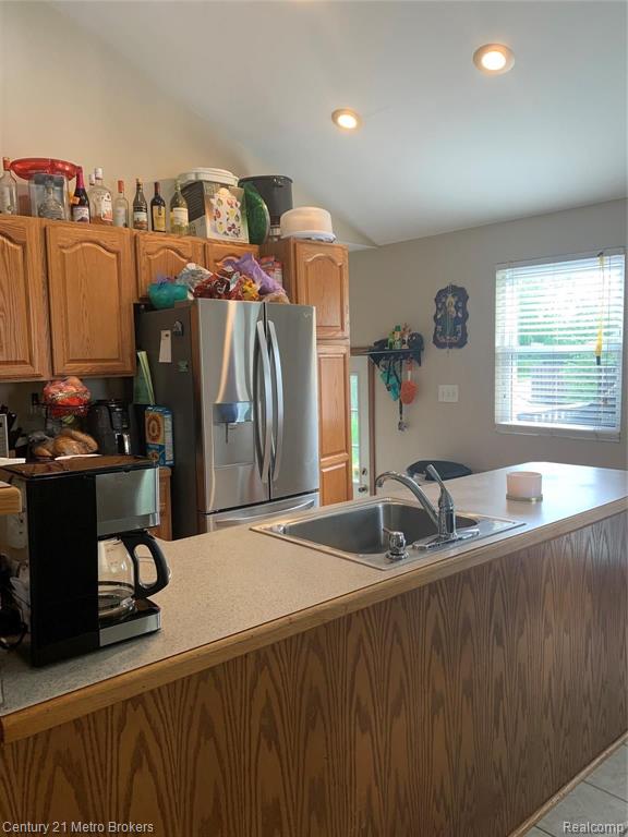 2505 Dearborn Avenue Rochester Hills, MI 48309 - Photo 9 of 25
