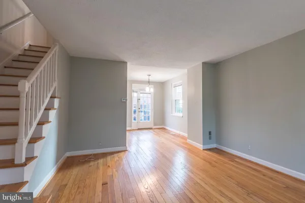 a view of livingroom with hardwood