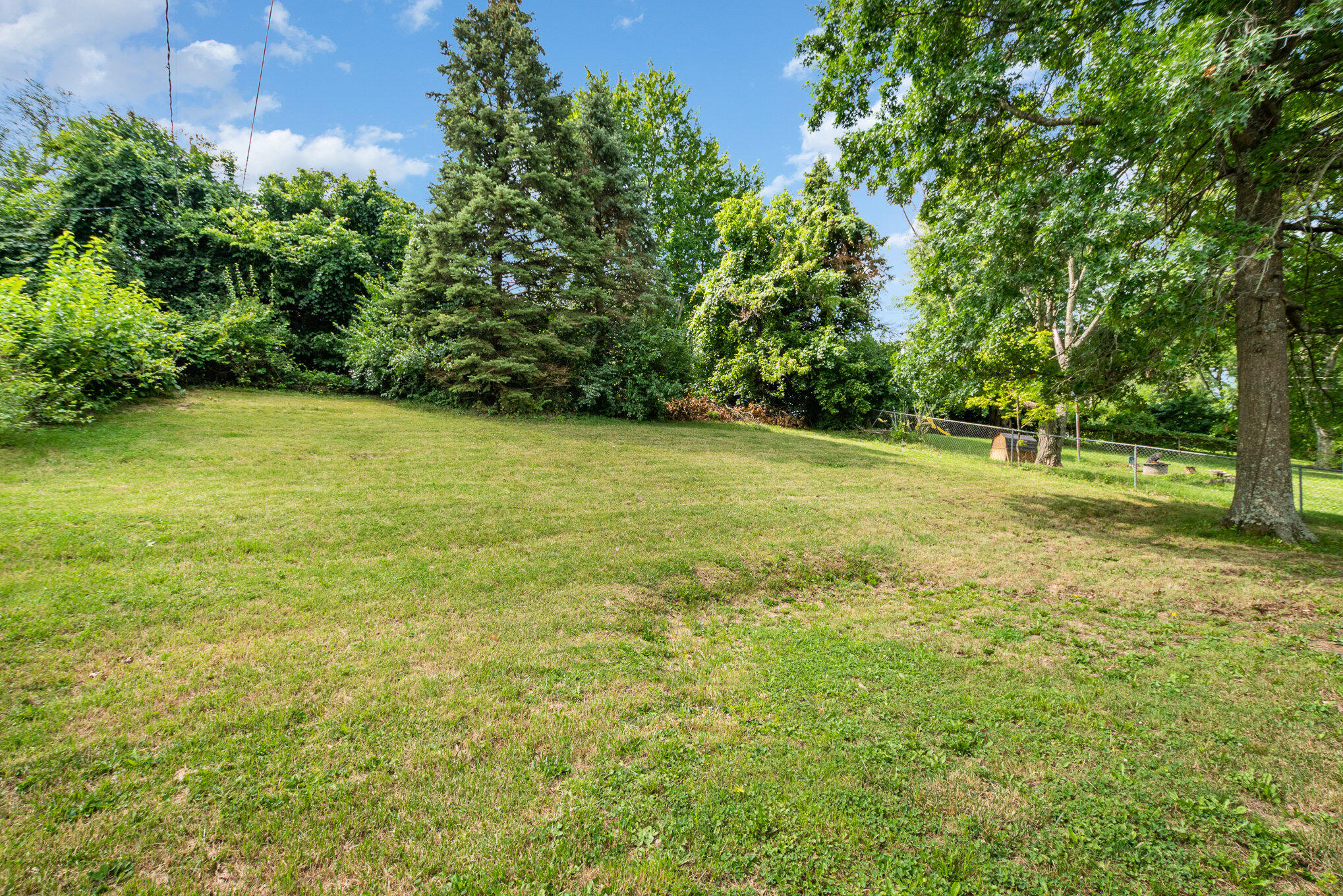 113 Raintree Road Florence, KY 41042 - Photo 14 of 16 Gallery Image 14