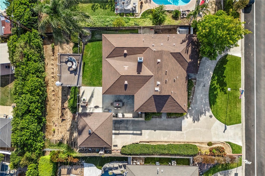 15914 West Road Whittier, CA 90603 - Photo 47 of 47 an aerial view of multiple houses with a yard