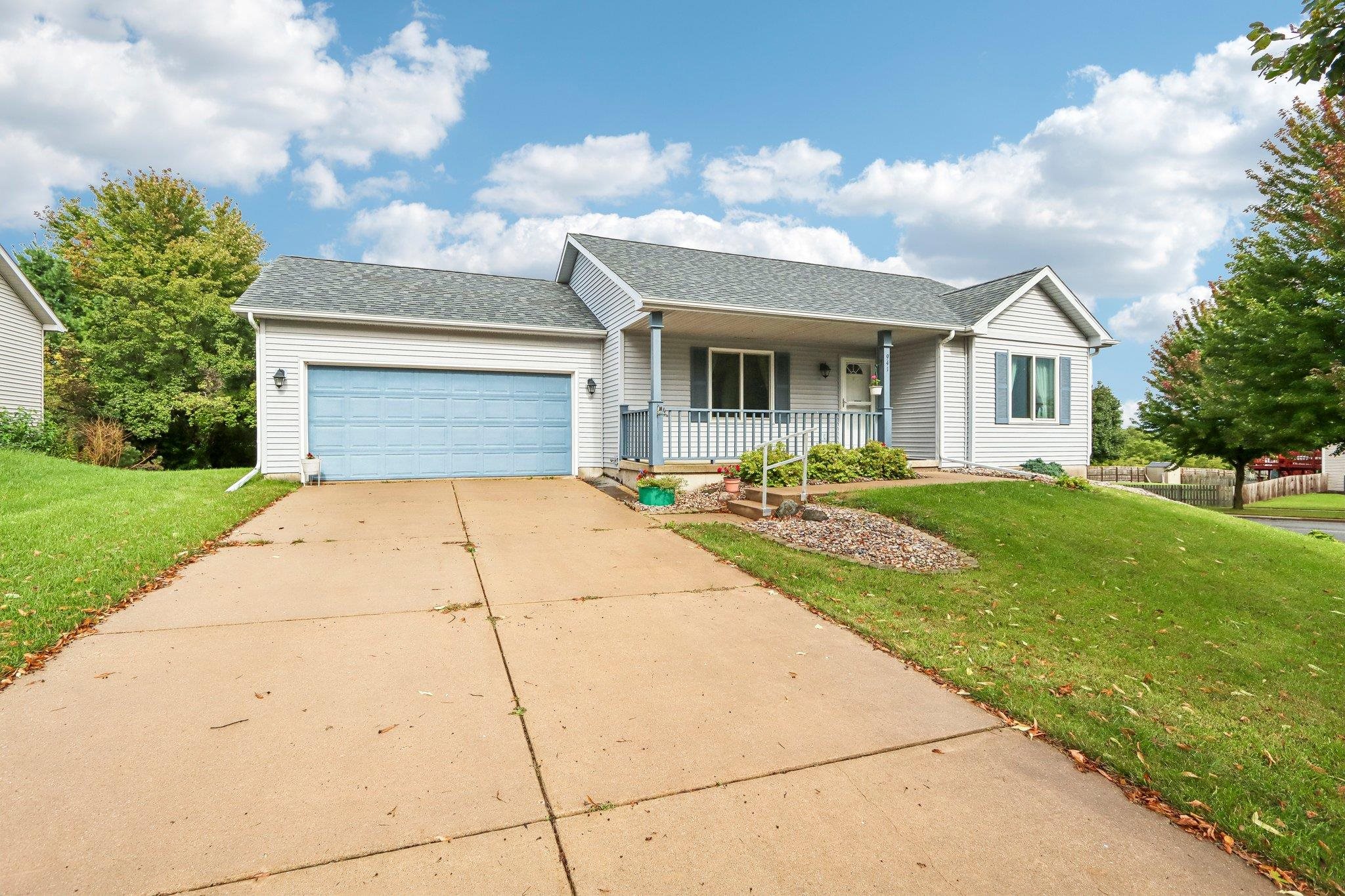 941 Vista Ridge Drive Mount Horeb, WI 53572 - Photo 29 of 44 Gallery Image 29