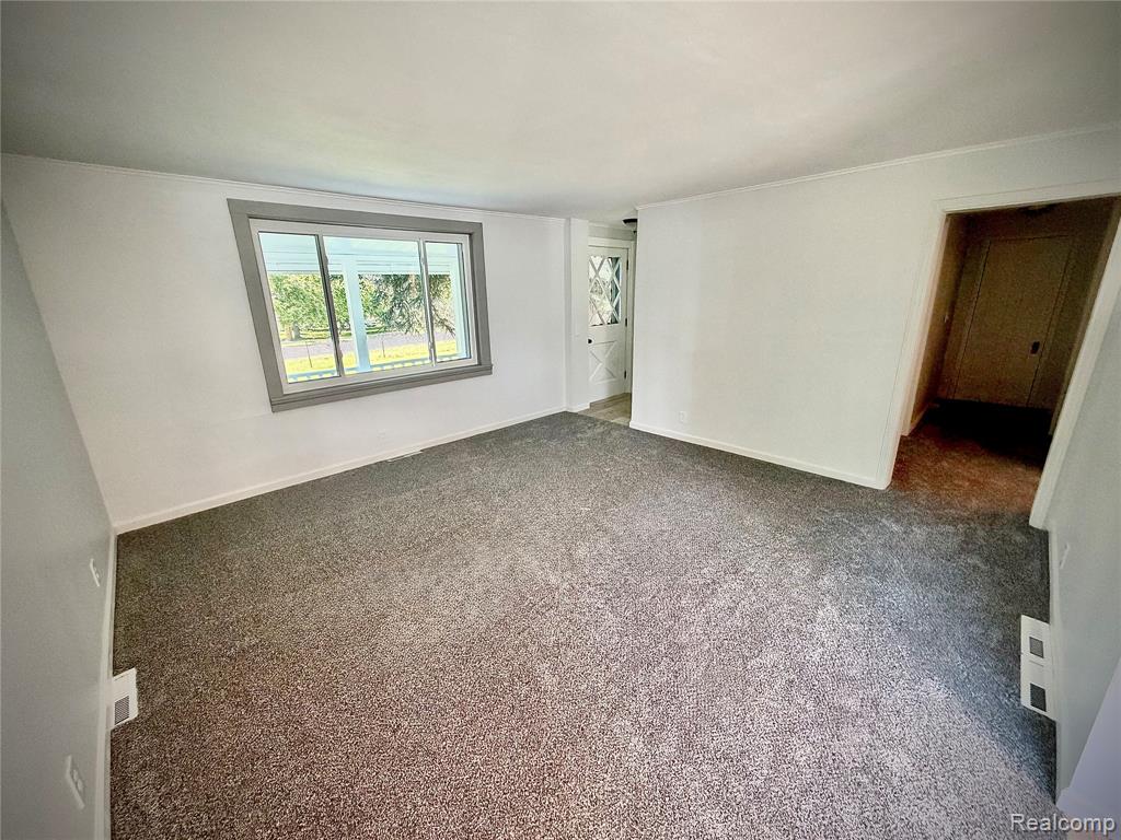 50730 Fairchild Road New Baltimore, MI 48051 - Photo 11 of 55