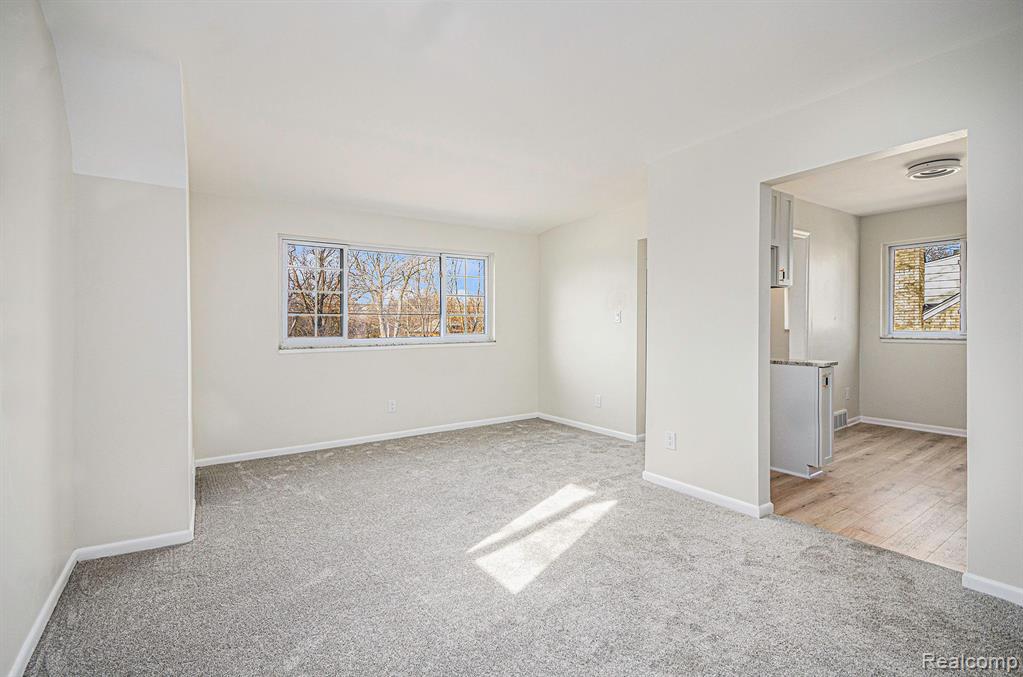 428 Alter Road Detroit, MI 48215 - Photo 20 of 32