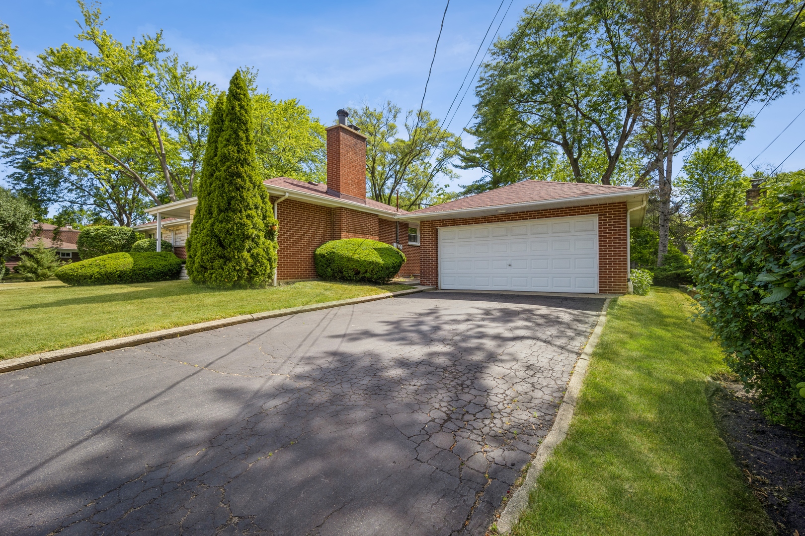949 Stratford Road Deerfield, IL 60015 - Photo 2 of 15