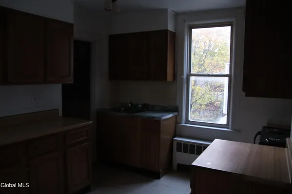 $227,000 | 860 Washington Avenue, Albany, NY 12203