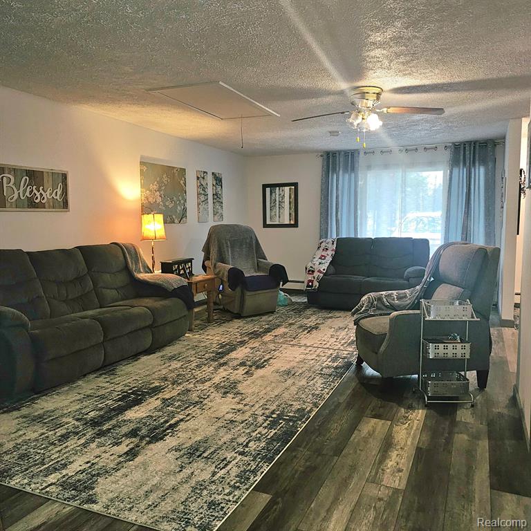 9106 Manistee Road St. Helen, MI 48656 - Photo 2 of 27 Gallery Image 2
