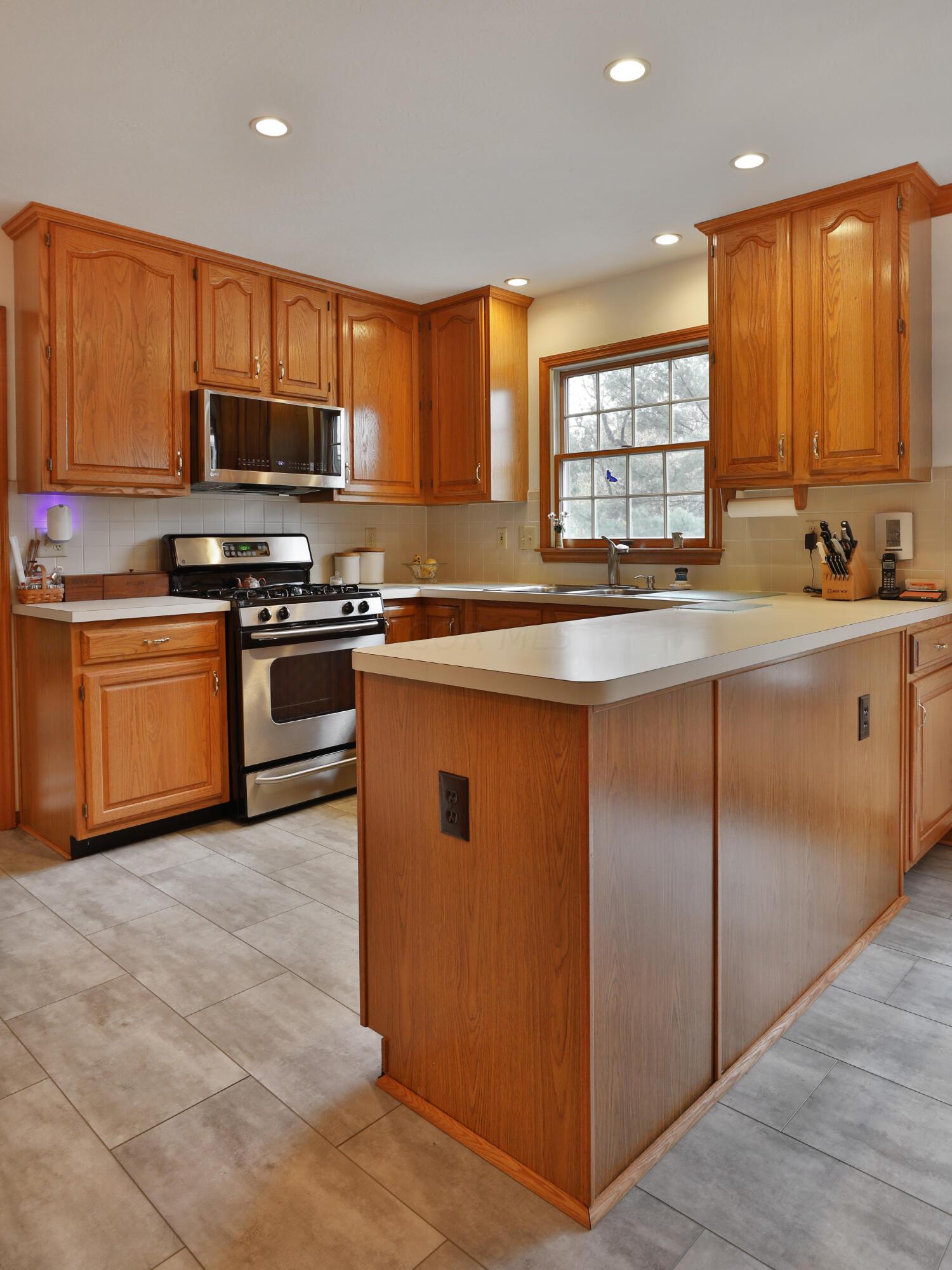 1244 Rice Avenue Columbus, OH 43230 - Photo 12 of 50 Kitchen