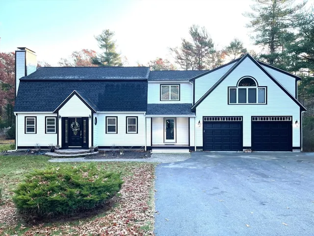 $930,000 | 6 Susan Circle, Carver, MA 02330