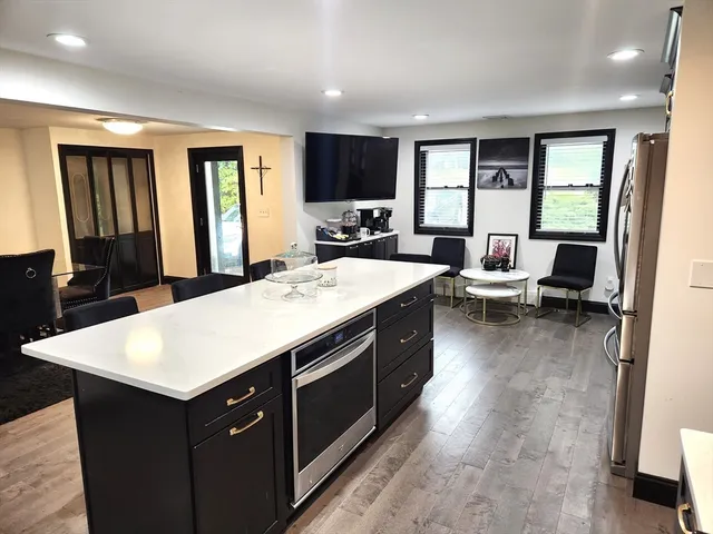 $930,000 | 6 Susan Circle, Carver, MA 02330