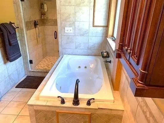 $930,000 | 6 Susan Circle, Carver, MA 02330