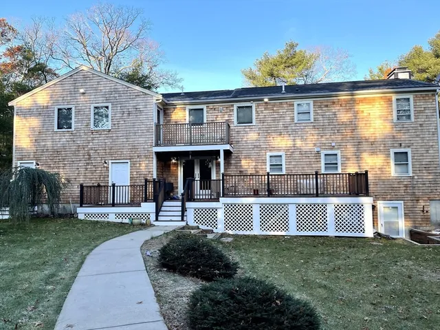 $930,000 | 6 Susan Circle, Carver, MA 02330