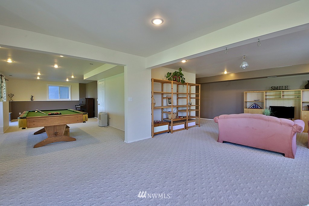 6237 Walnut Way Clinton, WA 98236 - Photo 21 of 25 Gallery Image 21
